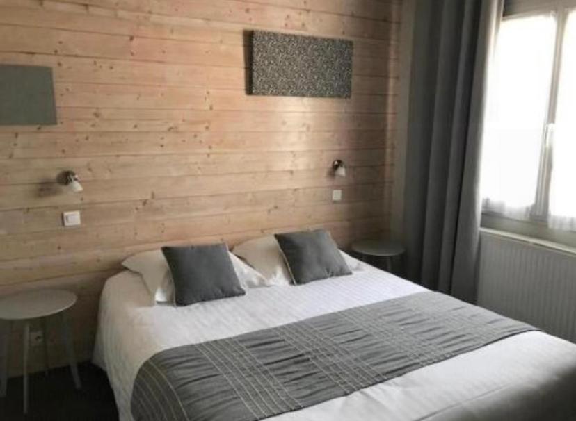 Hotel La Petite Auberge Ares Eksteriør bilde