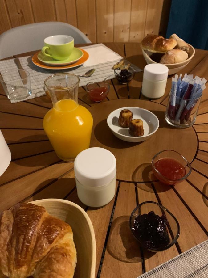 Hotel La Petite Auberge Ares Eksteriør bilde