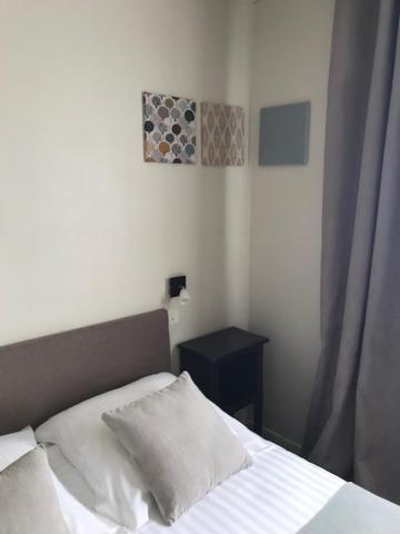 Hotel La Petite Auberge Ares Eksteriør bilde